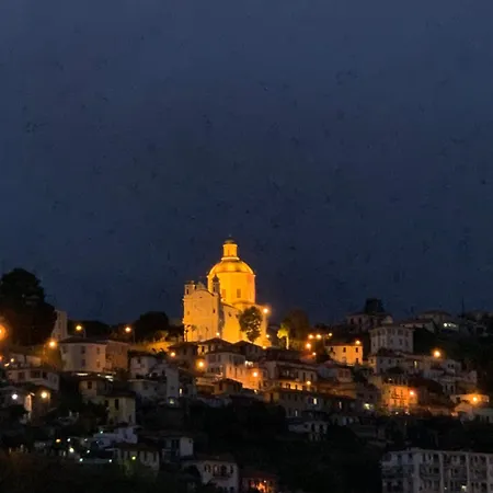 Centro Immobiliare Flagships דירה *