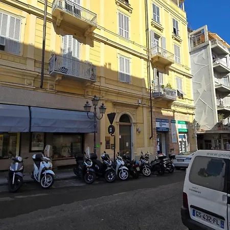 Centro Immobiliare Flagships Lejlighed *